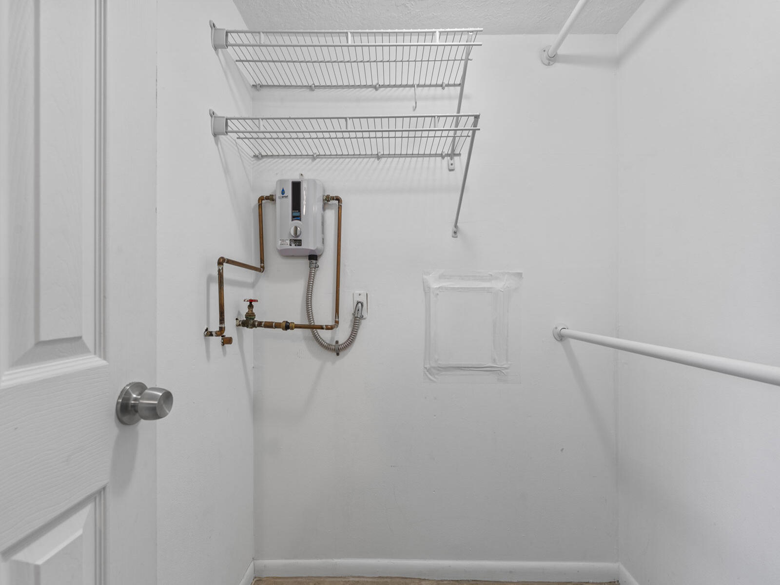 40 High Point Road, Unit D102 Tavernier, FL 33070 - Photo 23 of 37 a view of small space