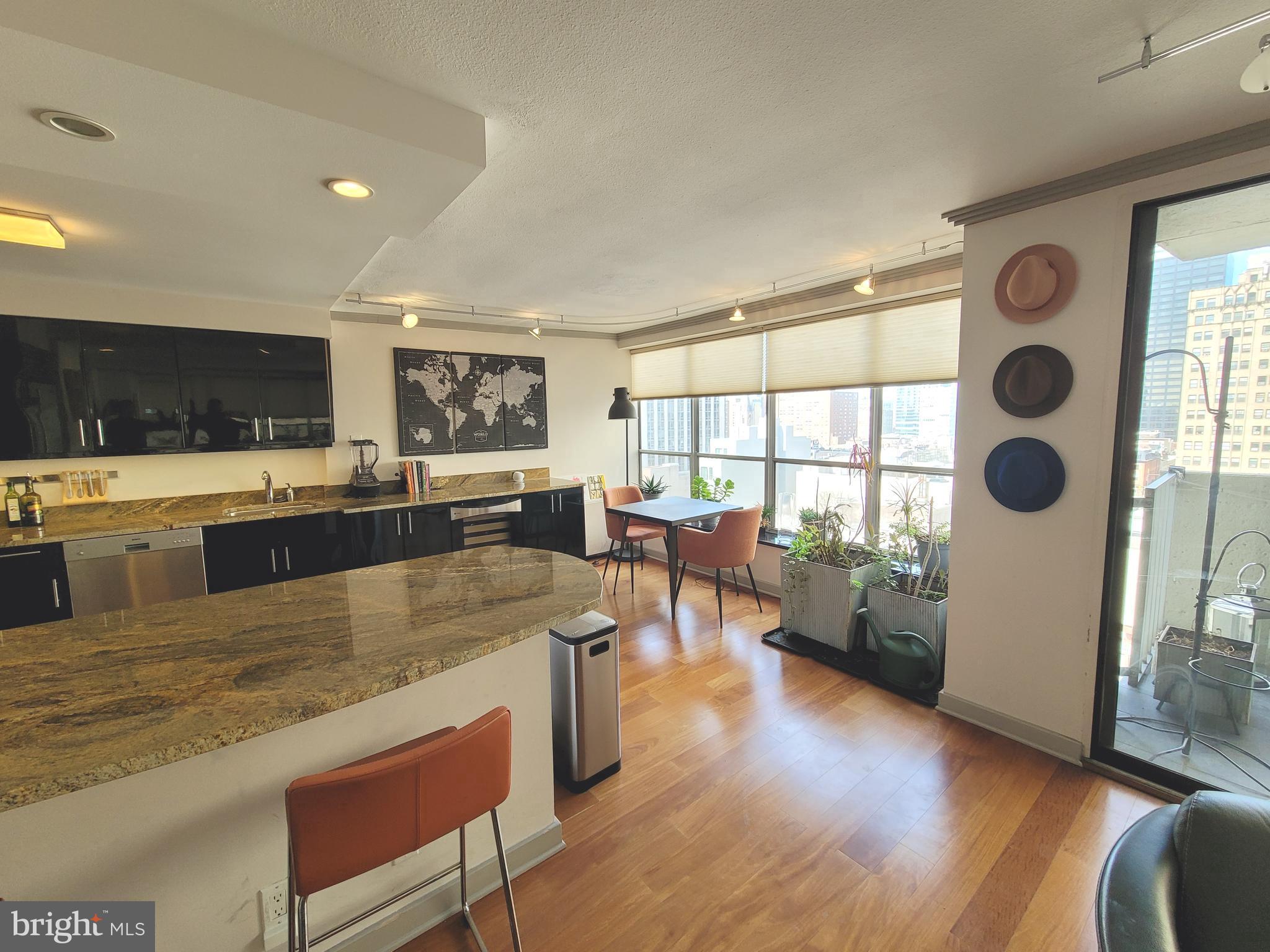 224 West Rittenhouse Square, Unit 1016 Philadelphia, PA 19103 - Photo 8 of 22 Gallery Image 8
