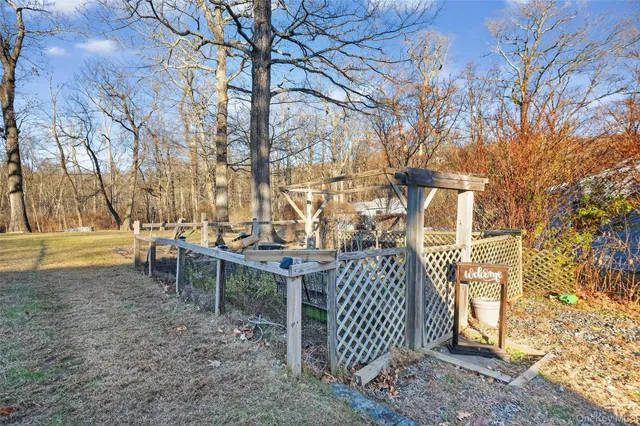 a view of outdoor space