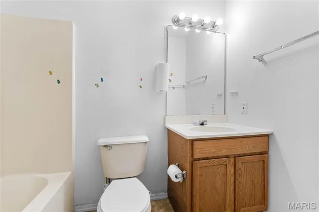 $74,900 | 2953 Virginia Place, East St. Louis, IL 62207