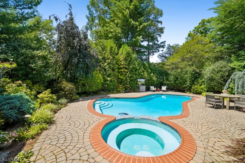 75 Woodland Road Madison, NJ 07940 - Photo 39 of 44