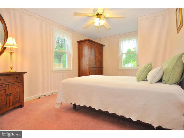 37 Fairview Road Broomall, PA 19008 - Photo 8 of 18 Bedroom
