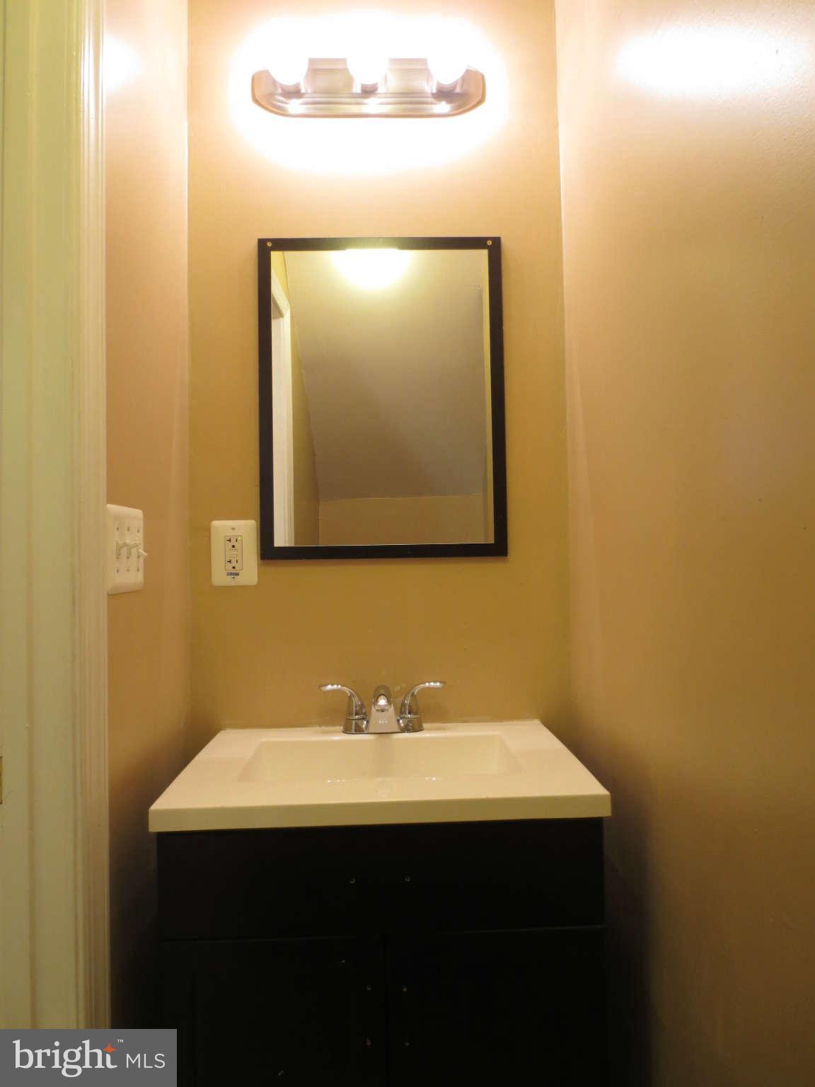 3122 Harford Road Baltimore, MD 21218 - Photo 7 of 21 Powder Room