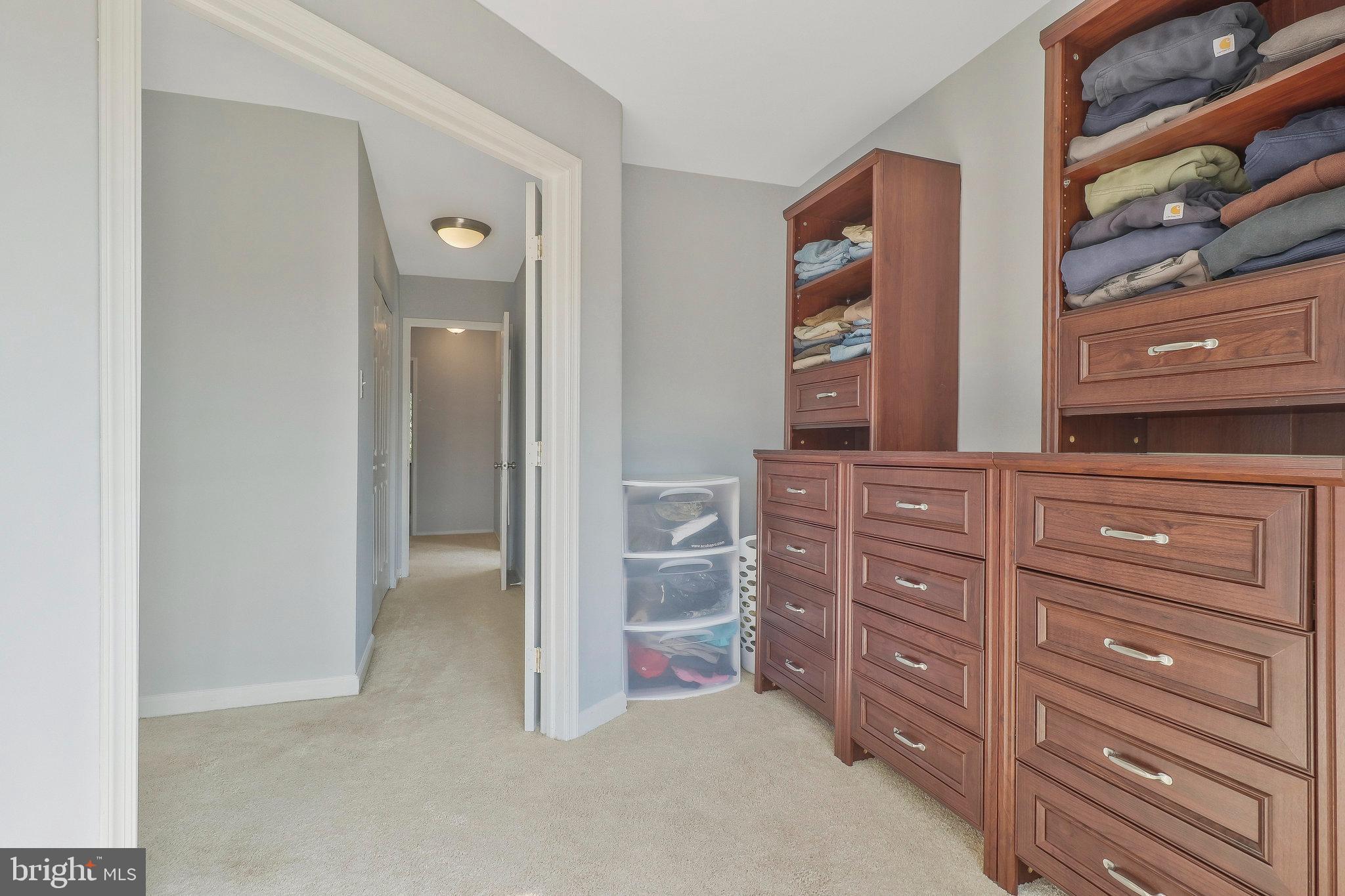 7900 Spring Forest Court Springfield, VA 22152 - Photo 28 of 45 Primary Room Den