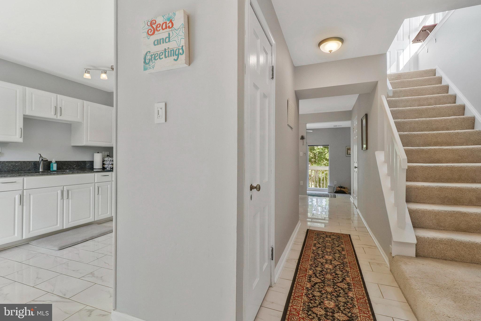 7900 Spring Forest Court Springfield, VA 22152 - Photo 6 of 45 Foyer