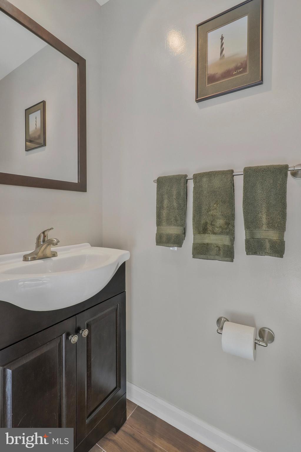 7900 Spring Forest Court Springfield, VA 22152 - Photo 8 of 45 Main level Half Bath