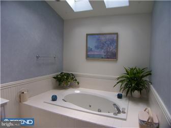 253 Watch Hill Road Exton, PA 19341 - Photo 9 of 12 Gallery Image 9
