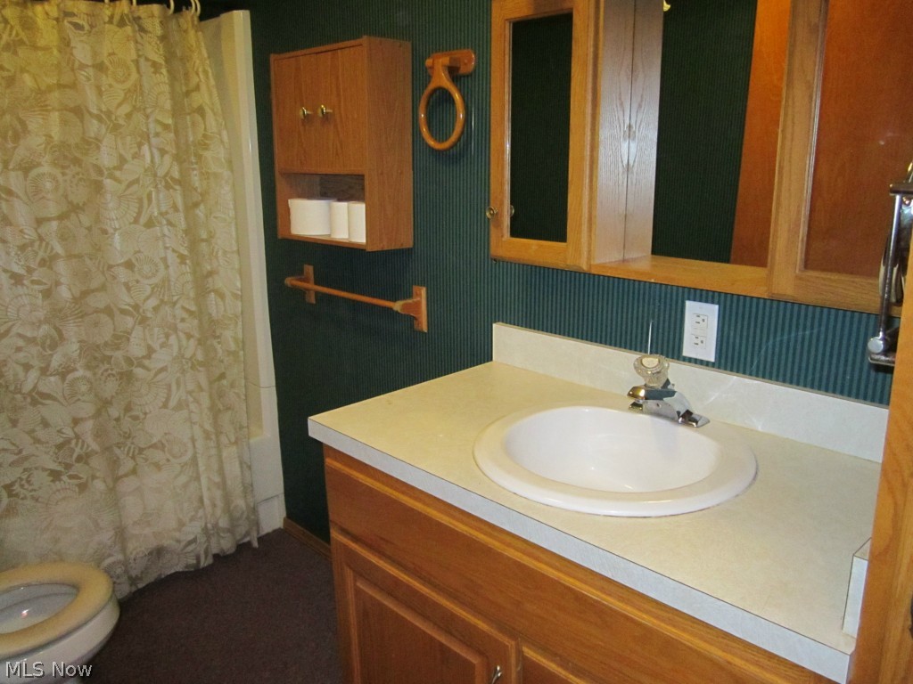 6432 Gerald Road Ashtabula, OH 44004 - Photo 12 of 14