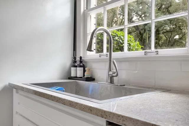 $425,000 | 2119 Old Fort Drive, Tallahassee, FL 32301