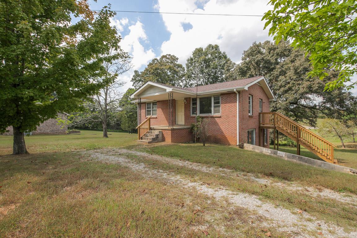 2122 Ussery Road South Clarksville, TN 37040 - Photo 3 of 25 Gallery Image 3