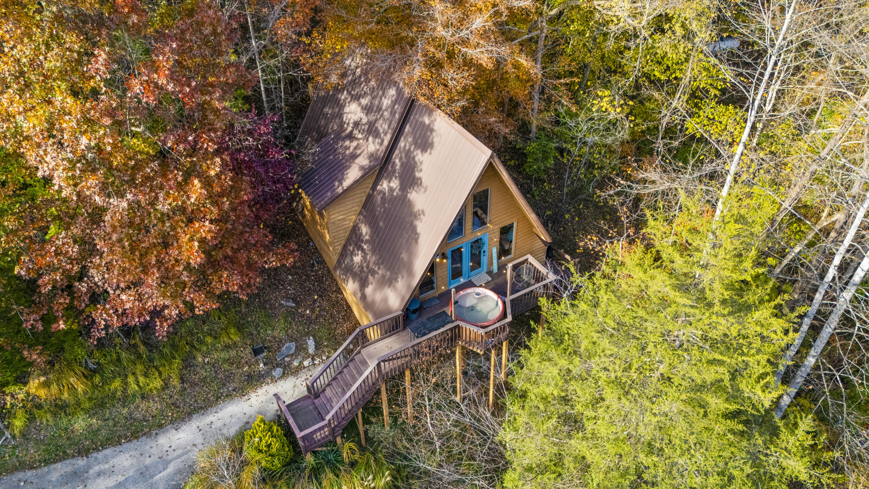 367 Robbie Ridge Road Stanton, KY 40380 - Photo 5 of 48 DJI_20251104152634_0037_D