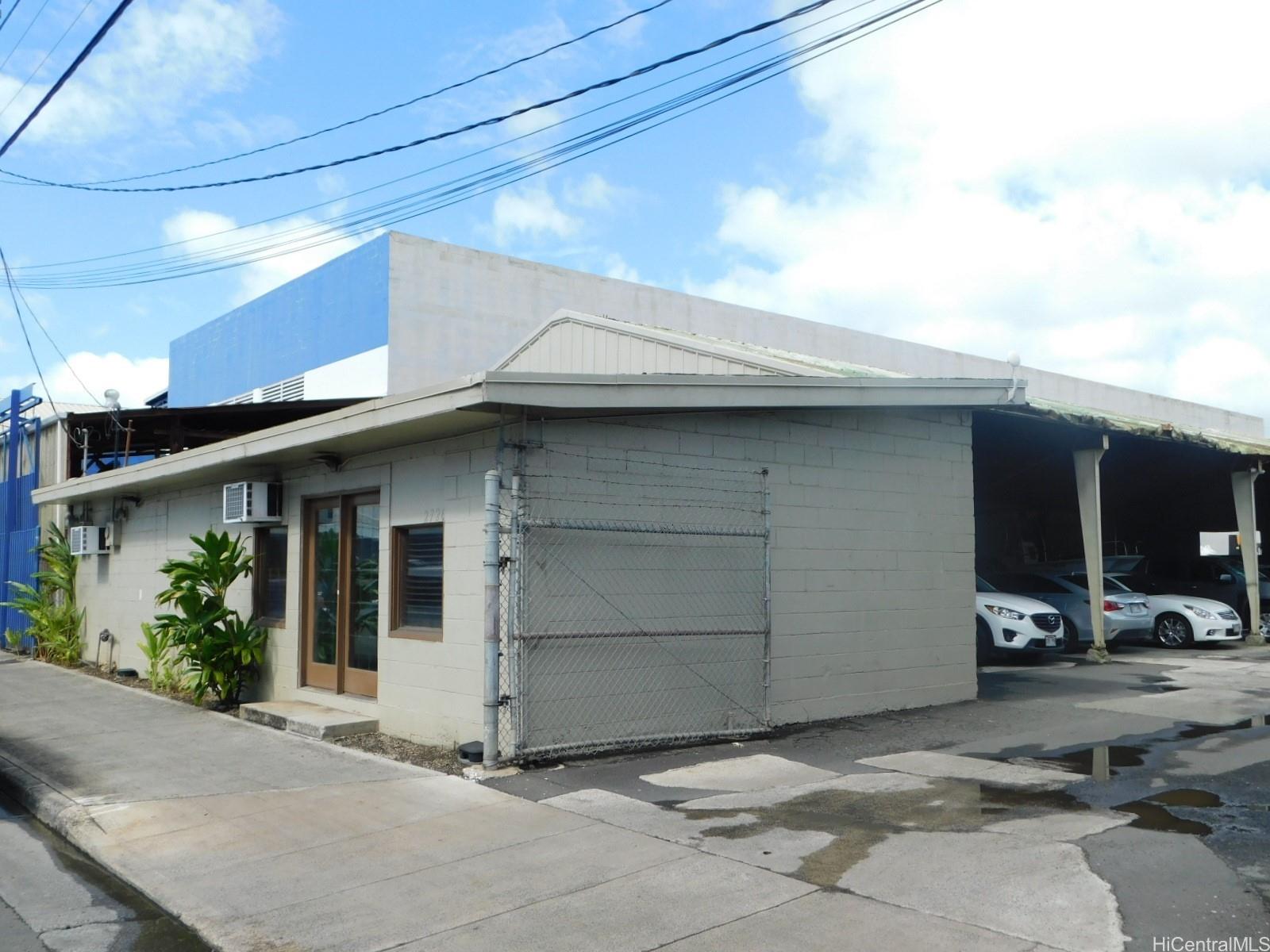 2726 Waiwai Loop Honolulu, HI 96819 - Photo 16 of 17 a view of a car garage