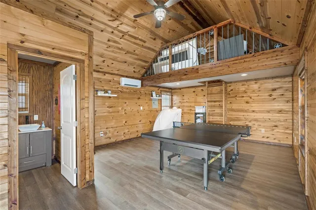 $1,620,000 | 733 Rains County Road 1430, Point, TX 75472