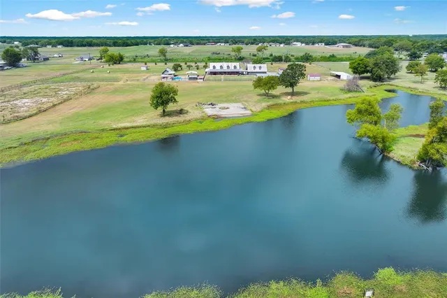 $1,620,000 | 733 Rains County Road 1430, Point, TX 75472