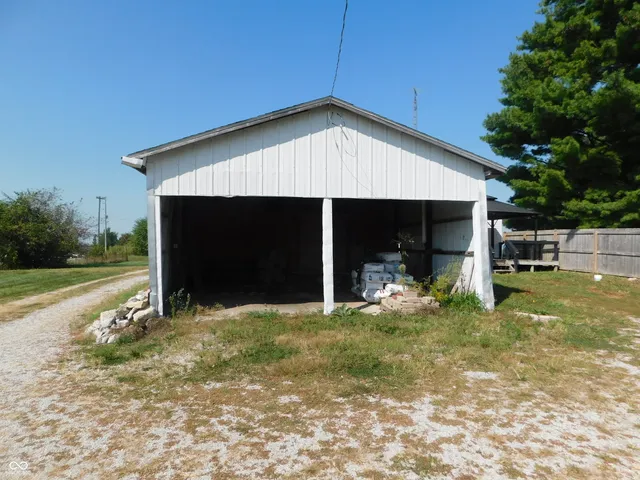 $299,000 | 7962 South State Road 3, Greensburg, IN 47240
