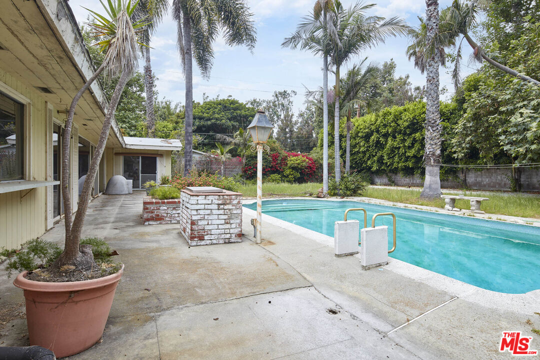 6414 Bonsall Drive Malibu, CA 90265 - Photo 18 of 75