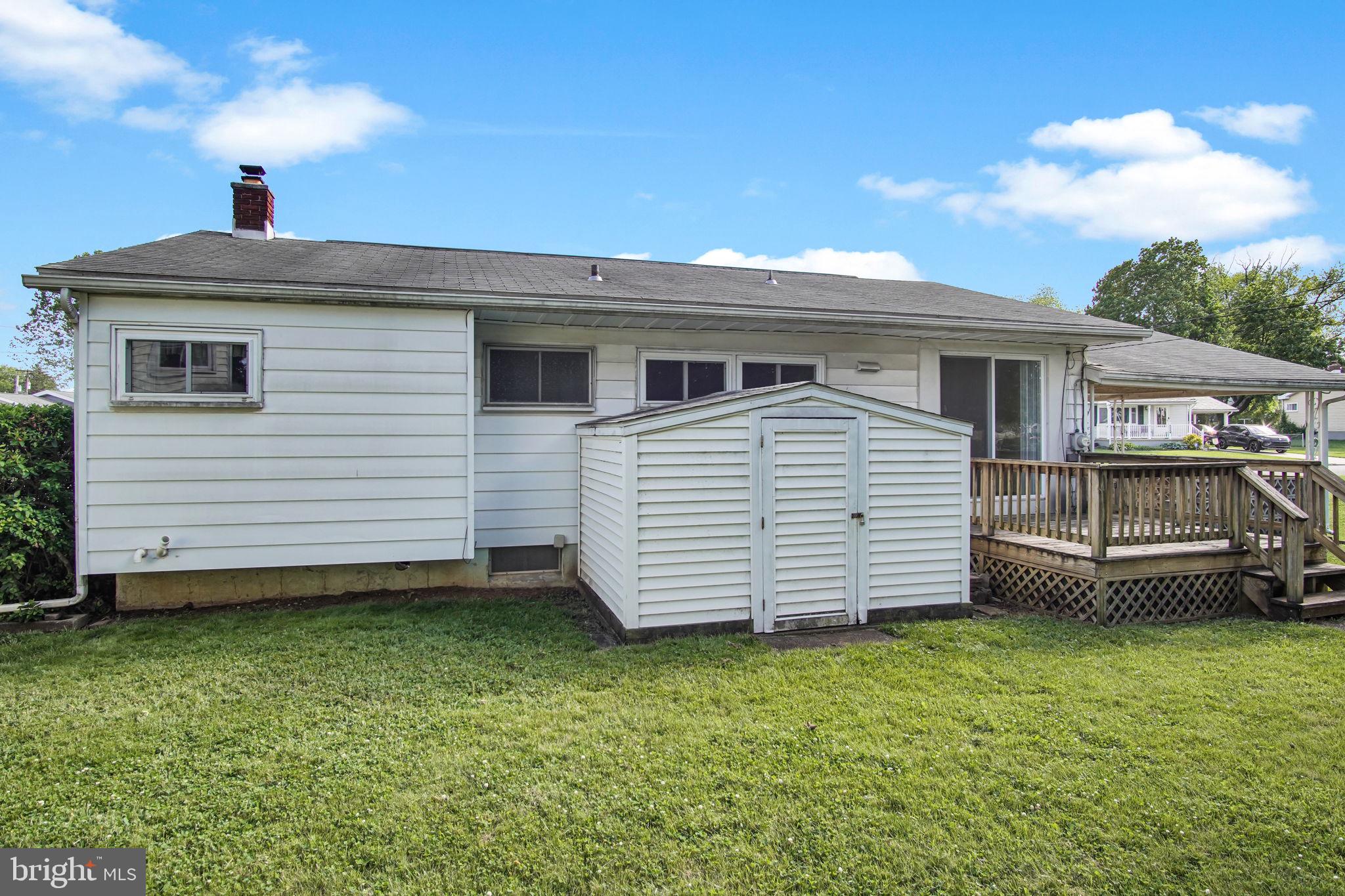 844 Gunnison Road York, PA 17404 - Photo 32 of 34