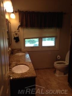 1425 Buckingham Road Grosse Pointe Park, MI 48230 - Photo 17 of 29