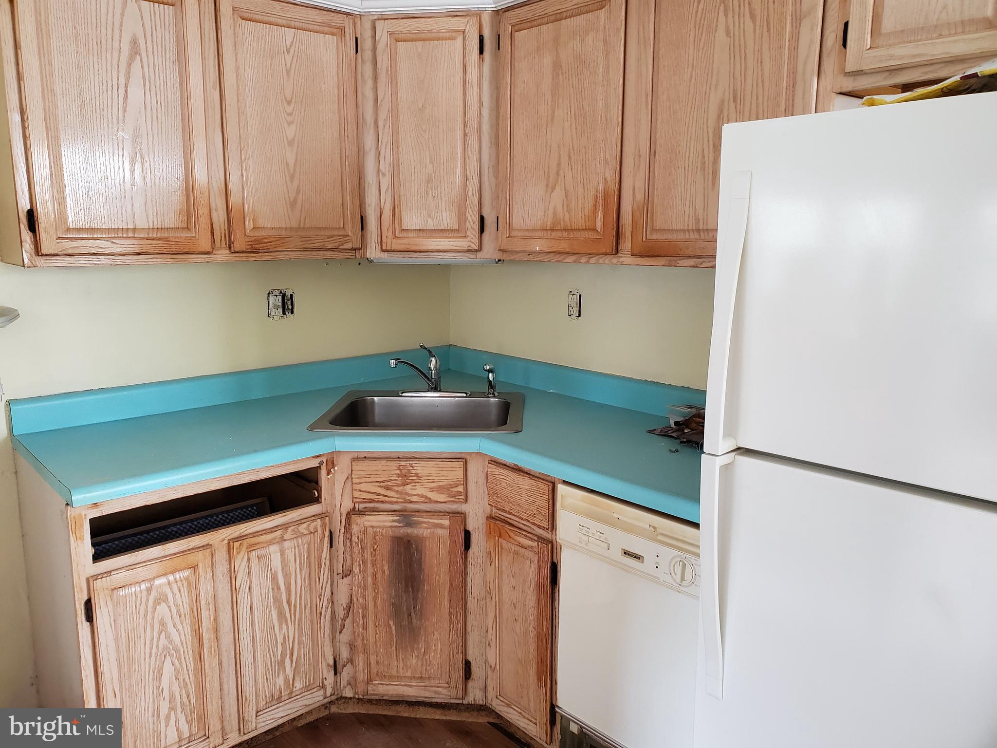 223 Gilpin Road Willow Grove, PA 19090 - Photo 8 of 16 Gallery Image 8