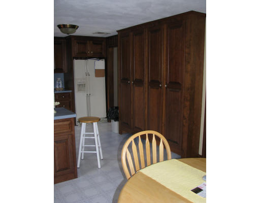 9 Dunster Road Holliston, MA 01746 - Photo 9 of 18 Gallery Image 9