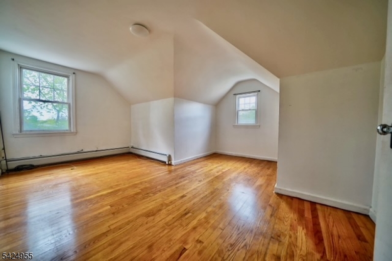 382 High Mountain Road North Haledon, NJ 07508 - Photo 4 of 10
