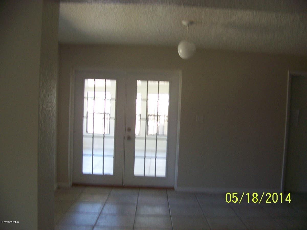 797 Nassau Road Cocoa Beach, FL 32931 - Photo 22 of 26 100_9569