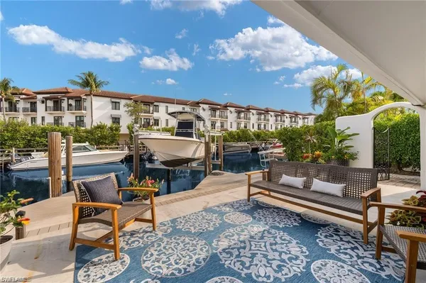 $3,100 | 1435 Curlew Avenue, Unit 3, Naples, FL 34102