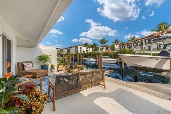 $3,100 | 1435 Curlew Avenue, Unit 3, Naples, FL 34102