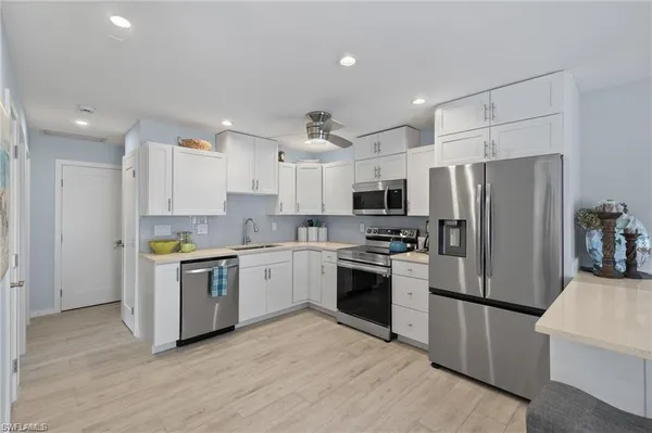 $3,100 | 1435 Curlew Avenue, Unit 3, Naples, FL 34102