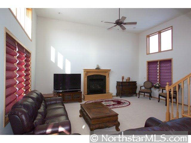 2457 Crimson Ridge Circle Northwest Rochester, MN 55901 - Photo 3 of 10