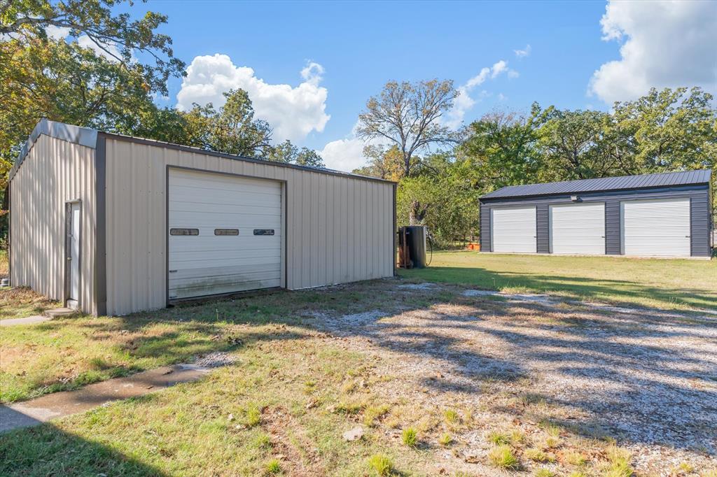 3360 Fm 1805 Van, TX 75790 - Photo 36 of 40 a view of a house with backyard