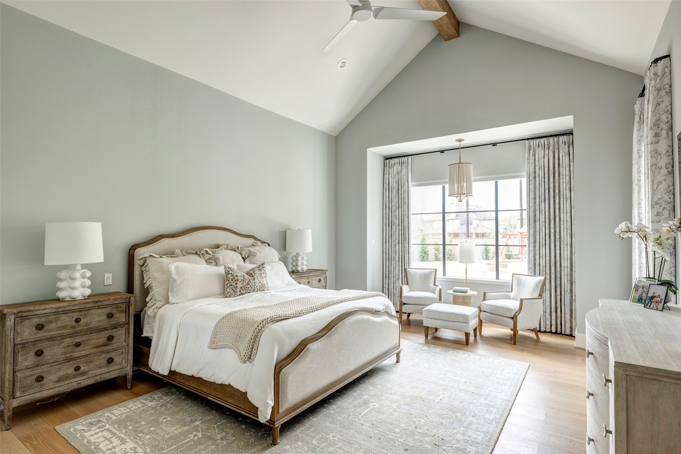 7715 Morgans Pond Court Spring, TX 77389 - Photo 17 of 50 The primary suite offers a private sitting area & bedside lighting controls.