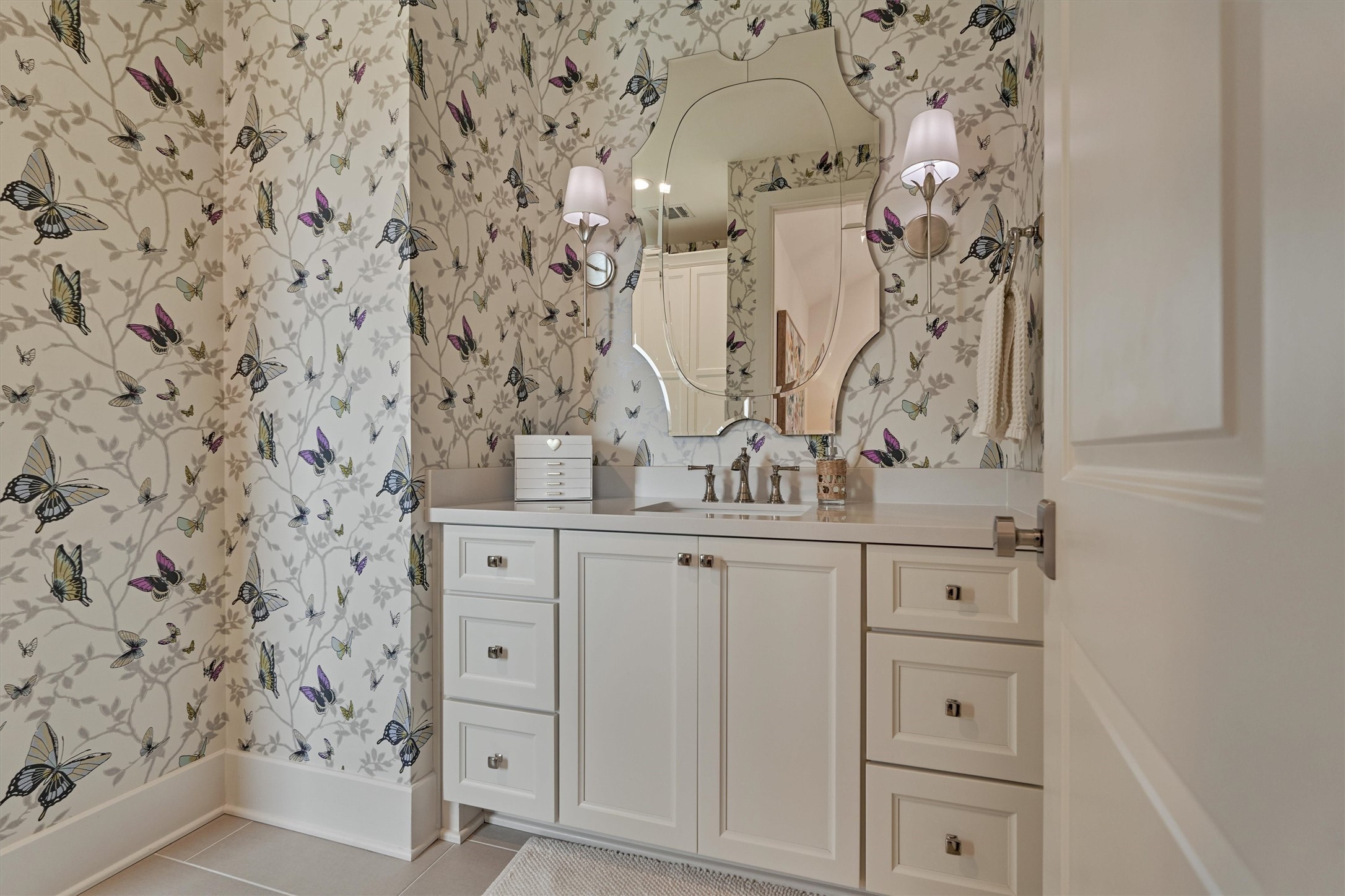 7715 Morgans Pond Court Spring, TX 77389 - Photo 26 of 50 Upstairs ensuite bath.