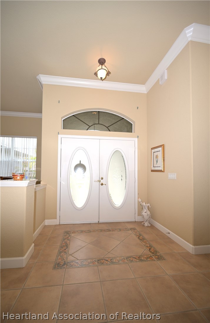 4538 Myrtle Drive Sebring, FL 33872 - Photo 3 of 50 Foyer