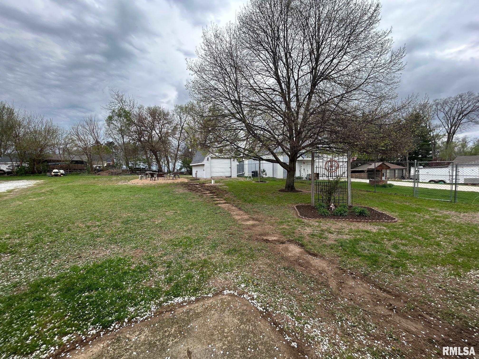 13829 First Street Pekin, IL 61554 - Photo 12 of 47