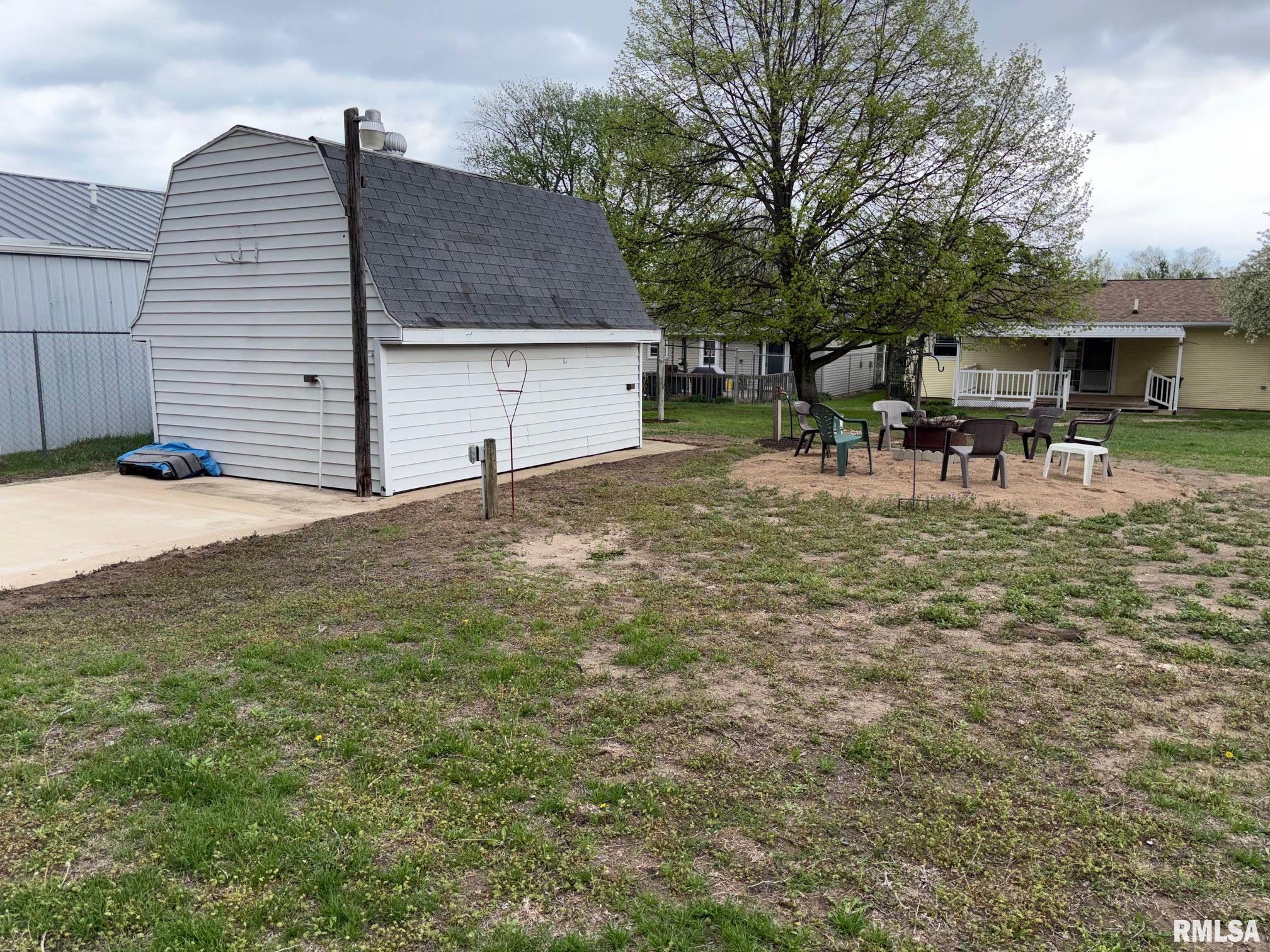 13829 First Street Pekin, IL 61554 - Photo 15 of 47