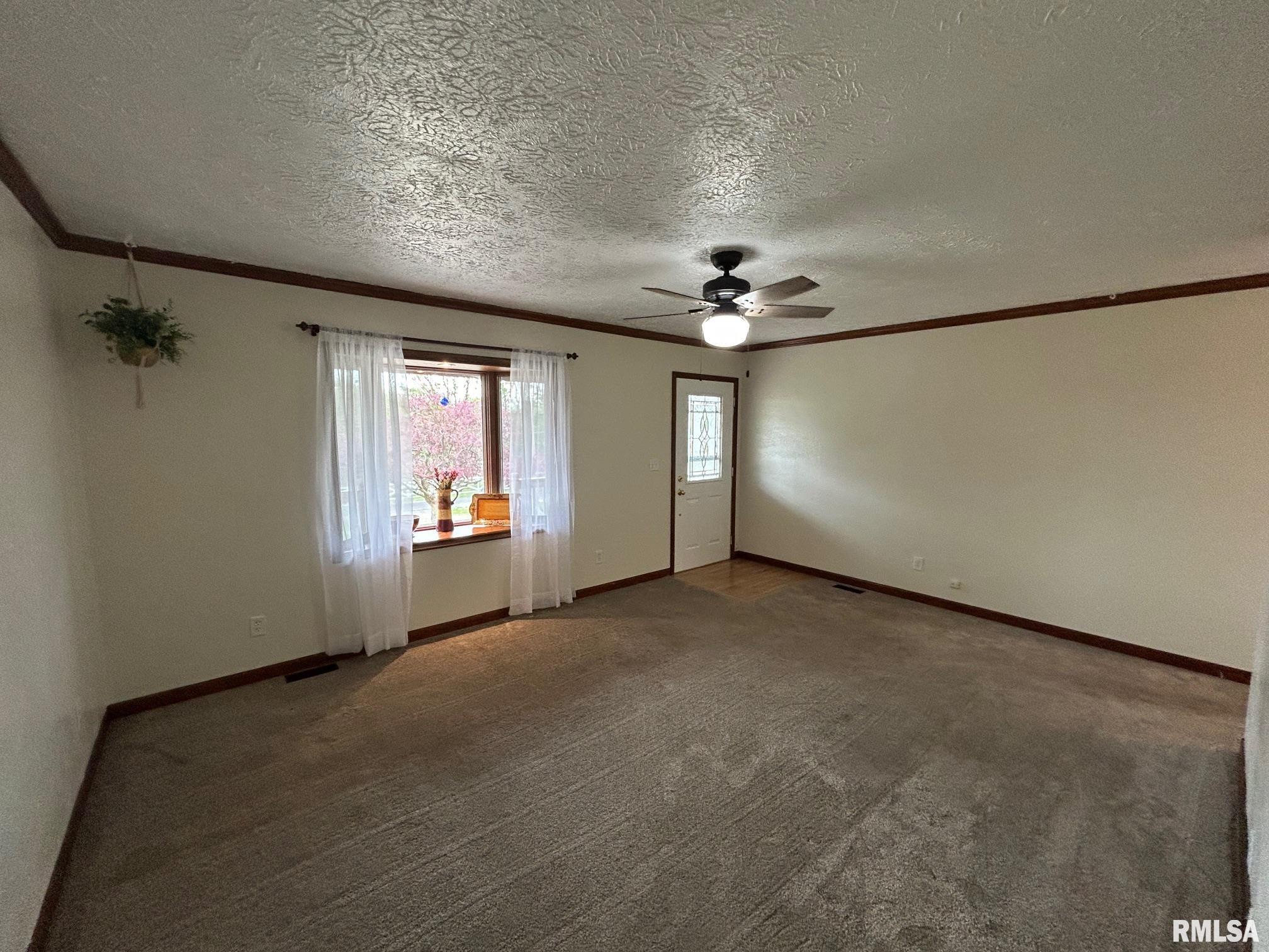 13829 First Street Pekin, IL 61554 - Photo 18 of 47