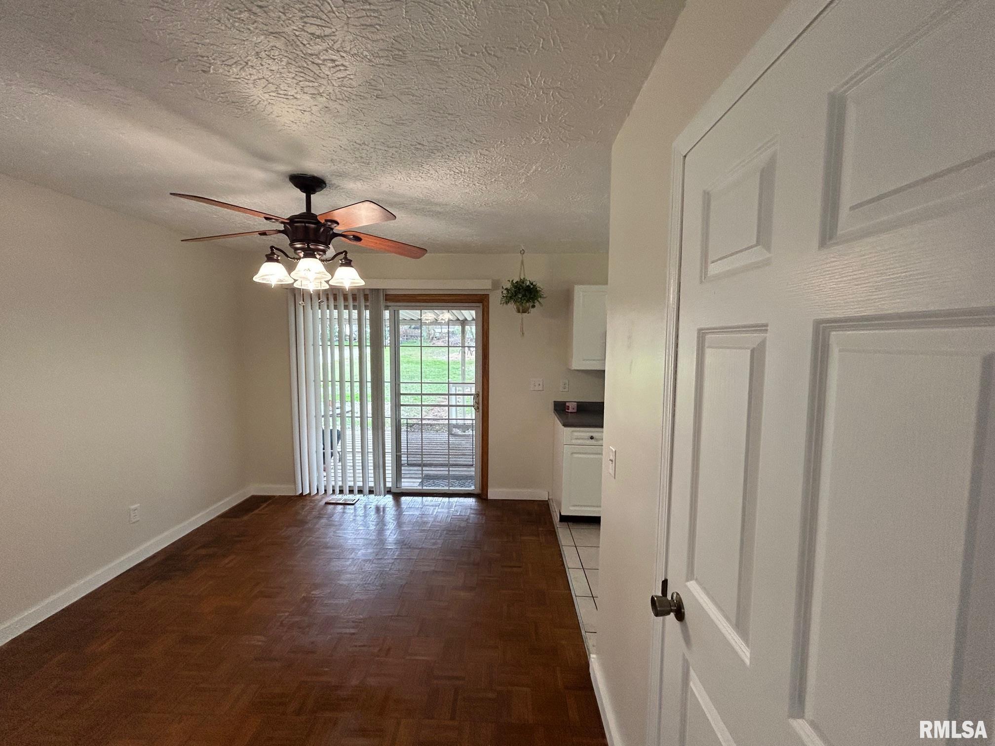 13829 First Street Pekin, IL 61554 - Photo 21 of 47