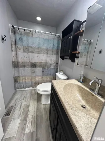 $168,700 | 13829 First Street, Pekin, IL 61554