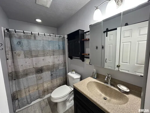 $168,700 | 13829 First Street, Pekin, IL 61554
