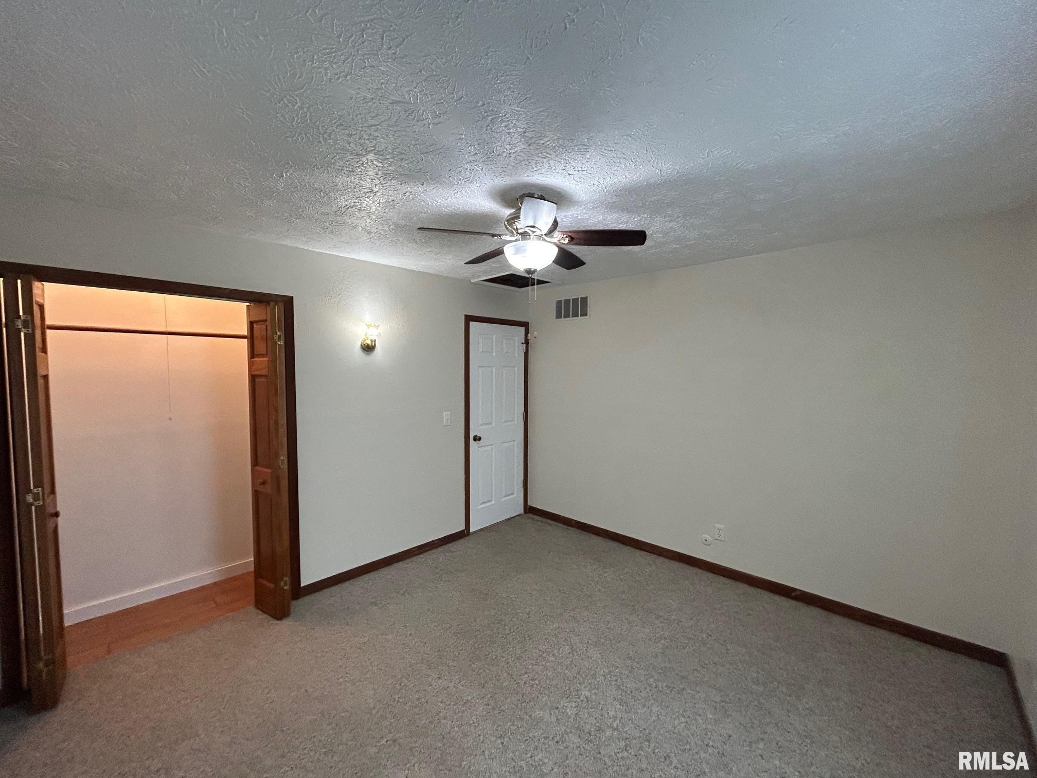 13829 First Street Pekin, IL 61554 - Photo 34 of 47