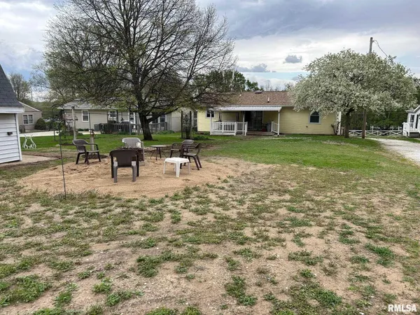 $168,700 | 13829 First Street, Pekin, IL 61554