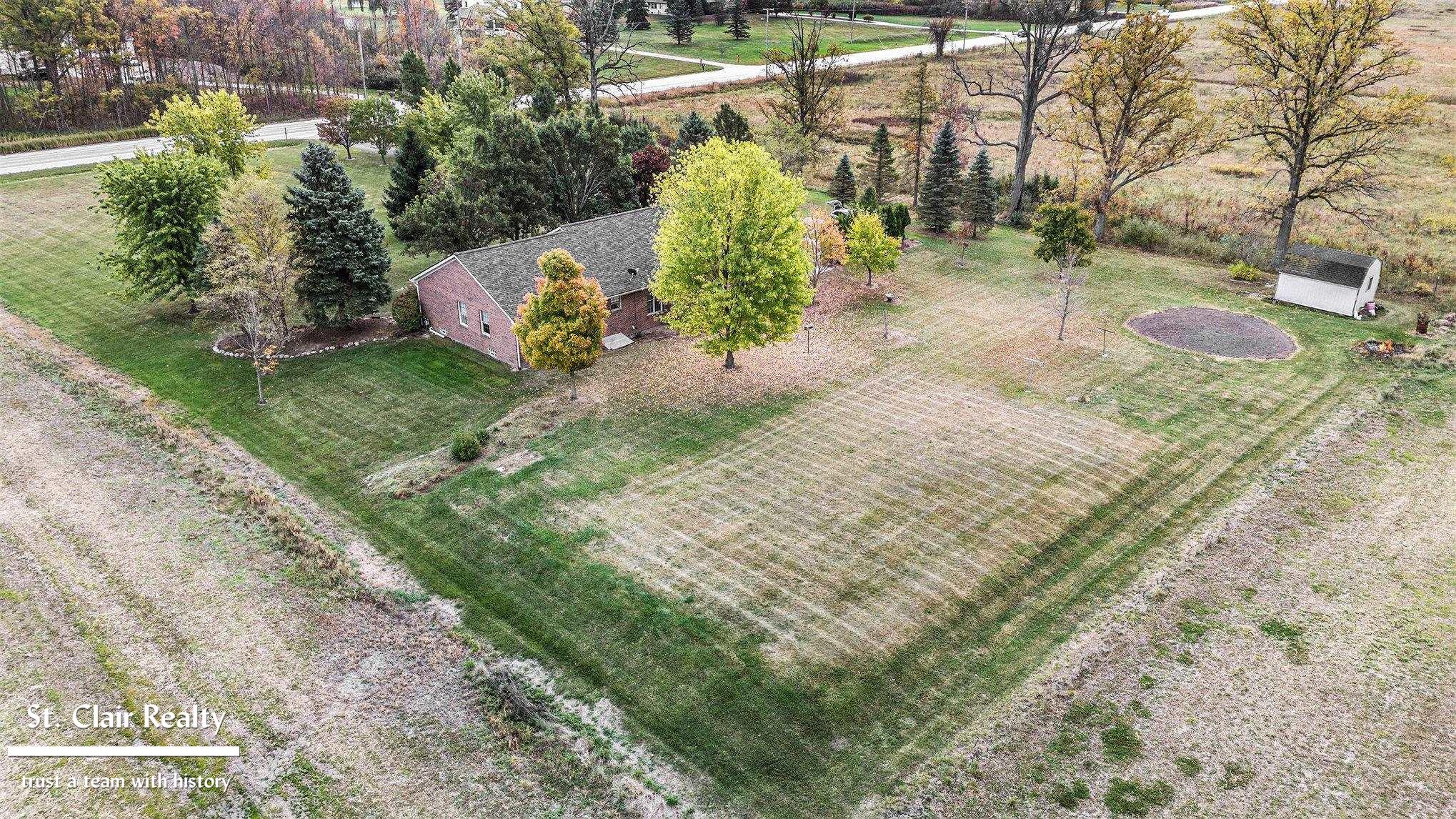 2350 Wadhams Road St. Clair, MI 48079 - Photo 30 of 32 50193066-b29c5608-46ce-4f61-86b6-20d64eb55edb.JPG