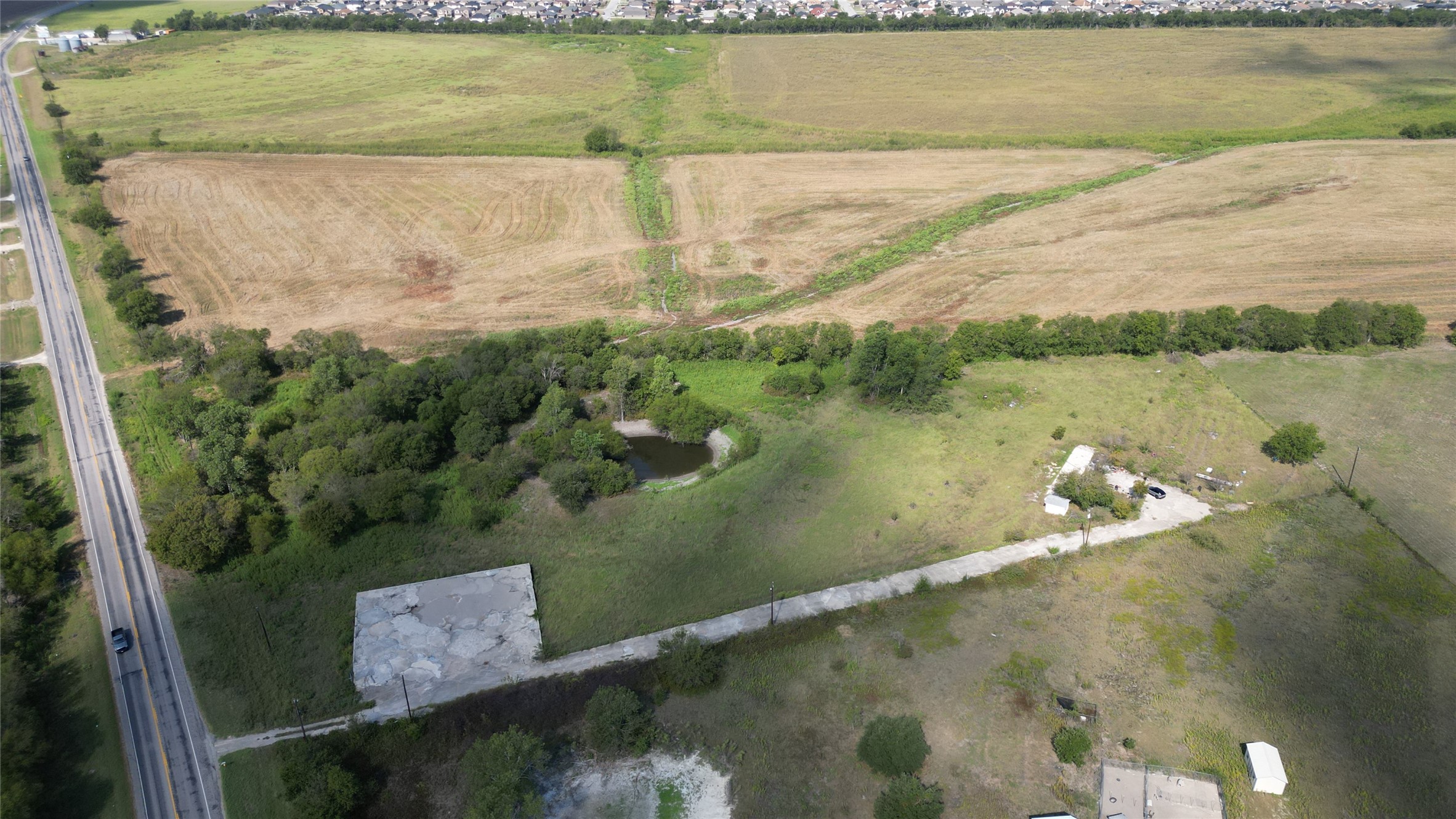 1012 East Fm 93 Road Temple, TX 76502 - Photo 14 of 40