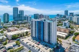 $2,300 | 401 69th Street, Unit 1010, Miami Beach, FL 33141