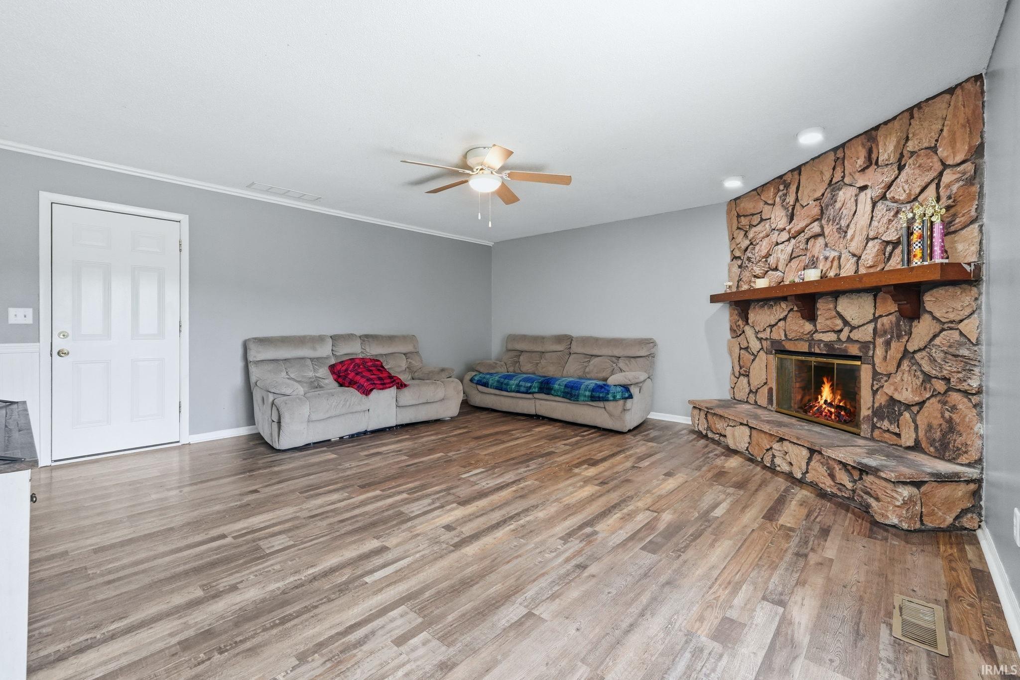 1002 Crowder Court Fort Wayne, IN 46825 - Photo 5 of 33