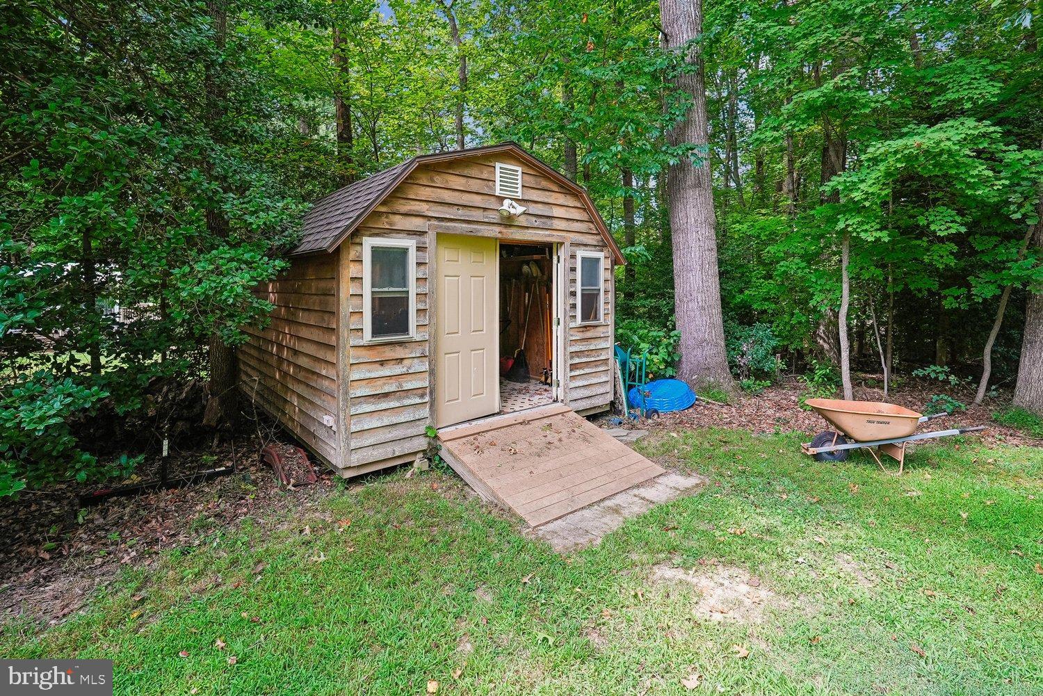 8212 Honeysuckle Road Manassas, VA 20112 - Photo 48 of 48 Shed w/ ELECTRICITY!