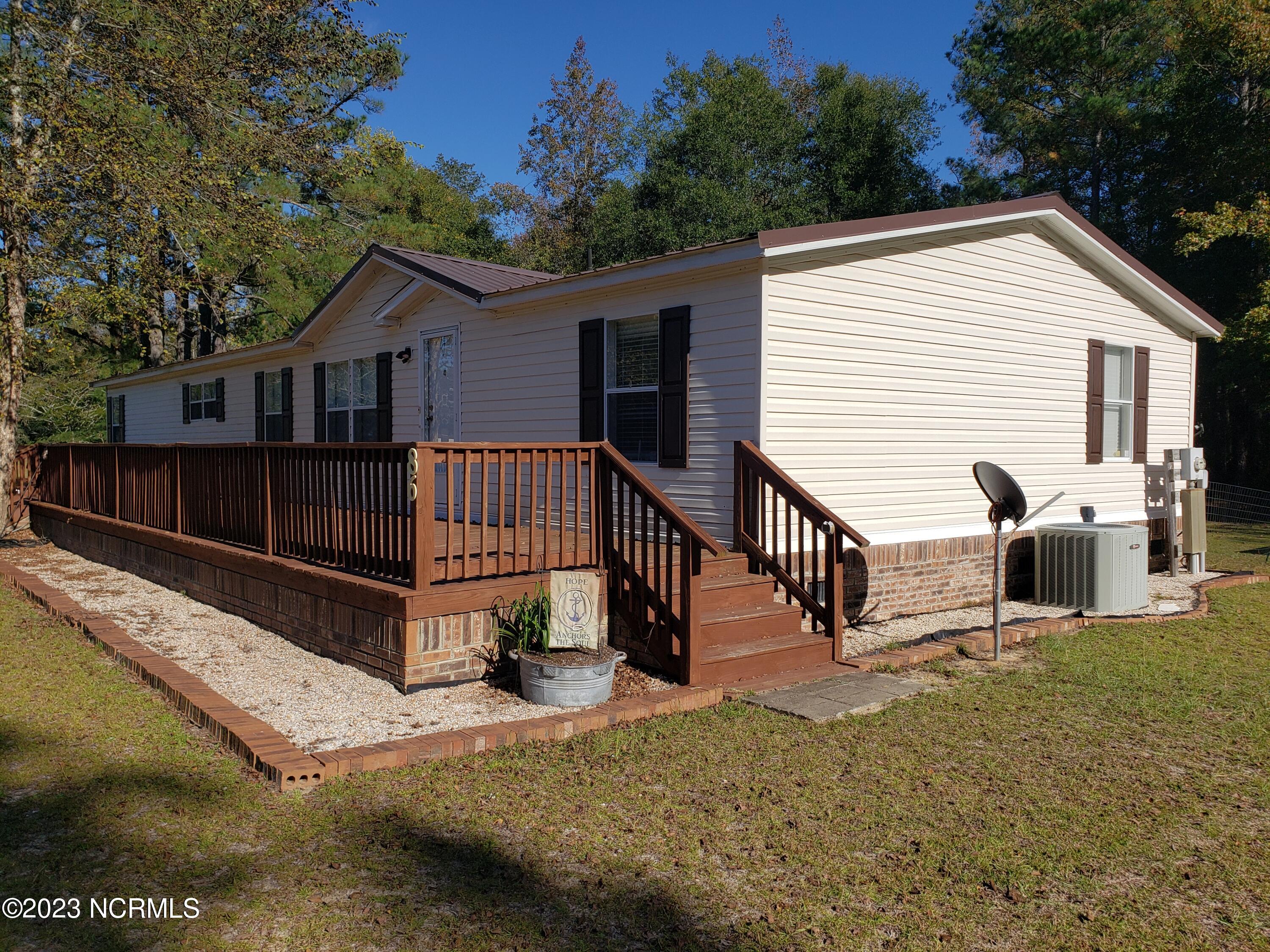 86 Gods Road Orrum, NC 28369 - Photo 5 of 32 20231023_152944