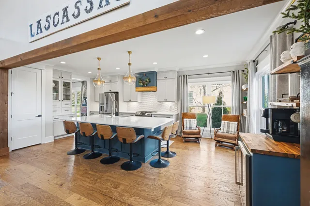 $1,100,000 | 123 Hayfield Court, Lascassas, TN 37085