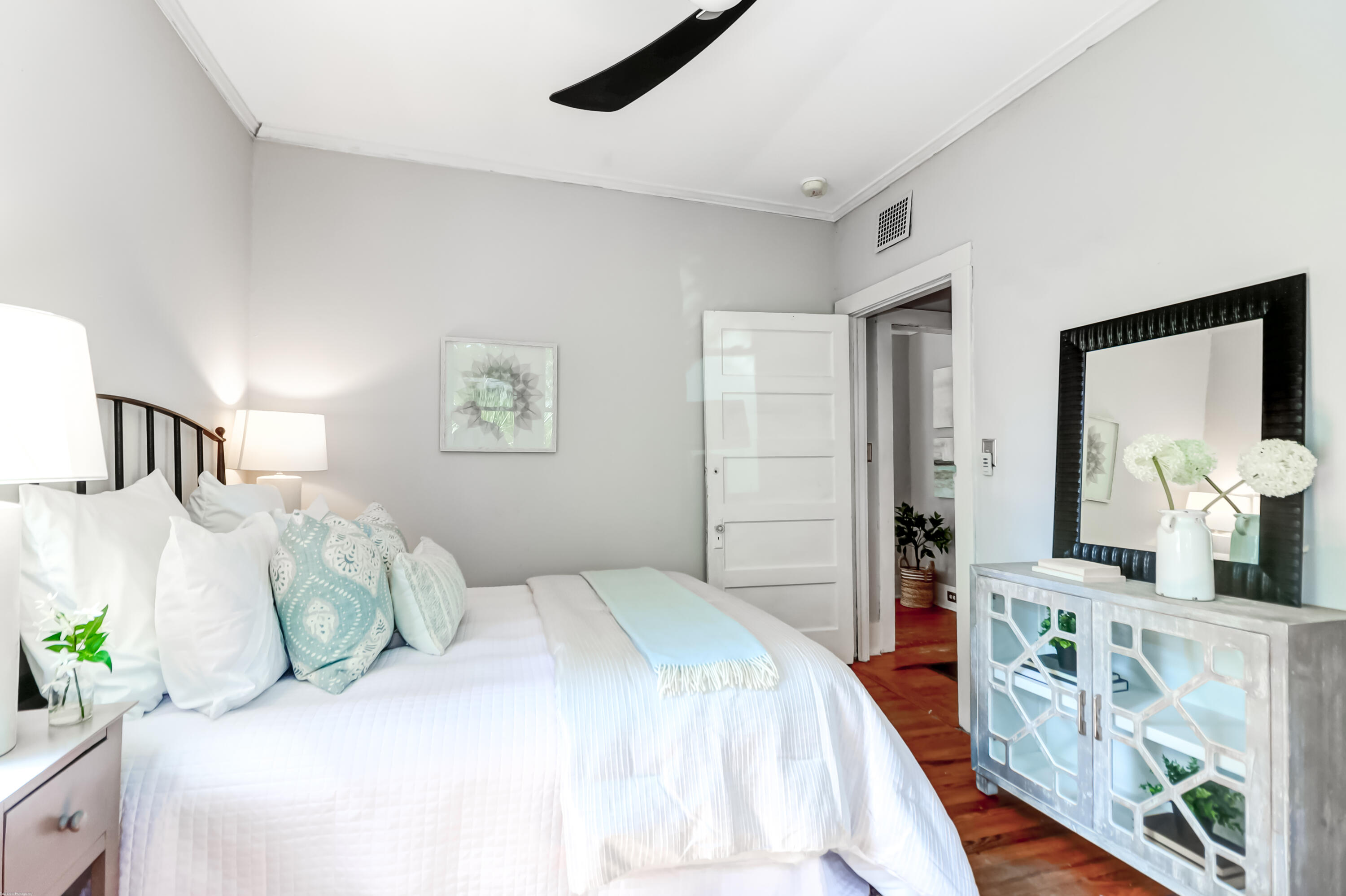 3 Riverside Drive Charleston, SC 29403 - Photo 13 of 22 Bedroom 1